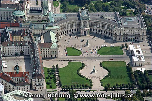 Today, the originally small Hofburg comprehends 18 tracts ans 19 patios.