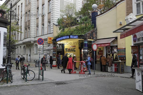 Also the souvenir shop Village in front of the Hundertwasser House was designed by Hundertwasser.