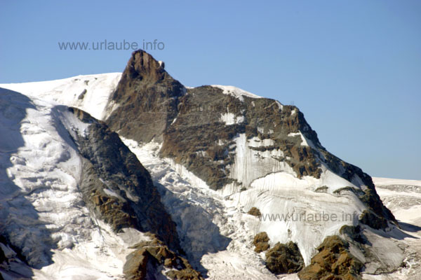 The Klein Matterhorn (3884 m) pictured from the Rothorn