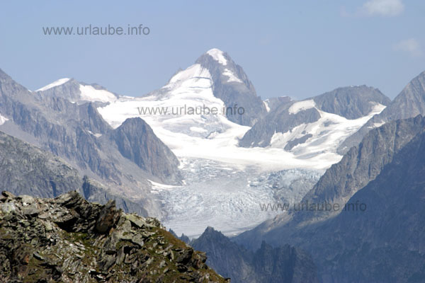 Oberaarhorn (3637 m) with the Fiesch Glacier
