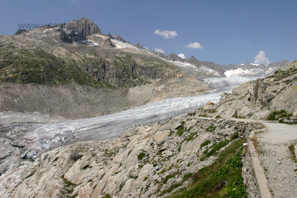 The Rhone Glacier, at the right, the way to the glacier tongue