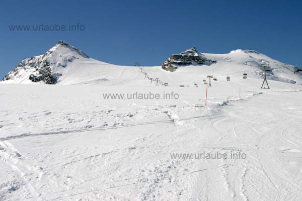 Dream wide glacier pistes